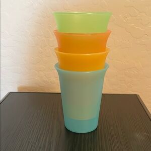 Tupperware 4 Piece Drinkware Set